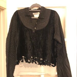Yoshiki Hishinuma Womens Japanese Top  Black White Velveteen crape Blouse Size 2